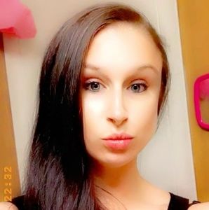 Meet your Posher, Christy